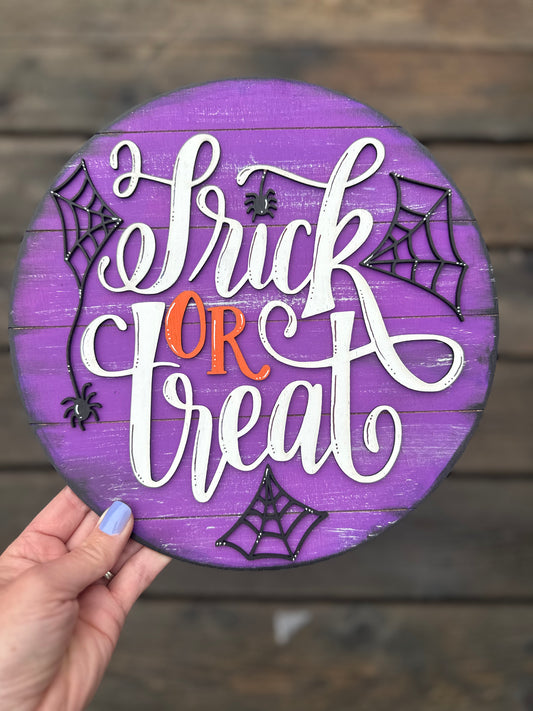 Trick or Treat Spiders Doorhanger